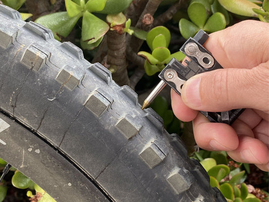 Tooltorial: How to Fix a Tubeless Flat on the Trail